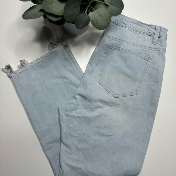 American Bazi | Light Wash Distressed Raw Hem Cropped Jeans - Picture 2 of 6